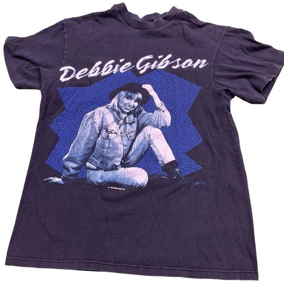 Hanes Tops - Vintage 1988 Debbie Gibson single stitch T-shirt women’s small USA Made